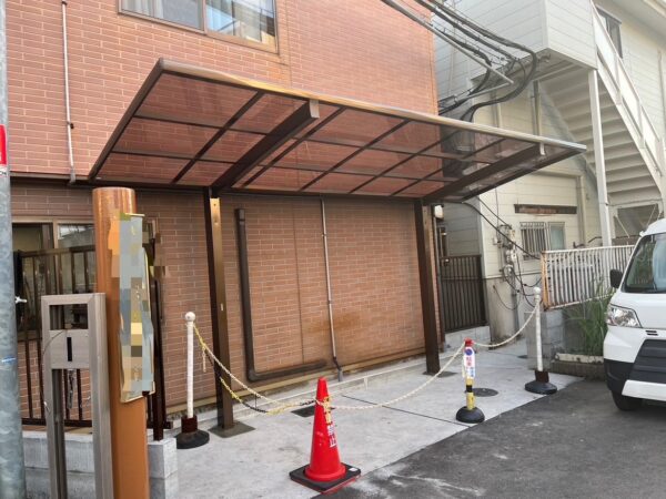 大阪府寝屋川市サイクルポート施工