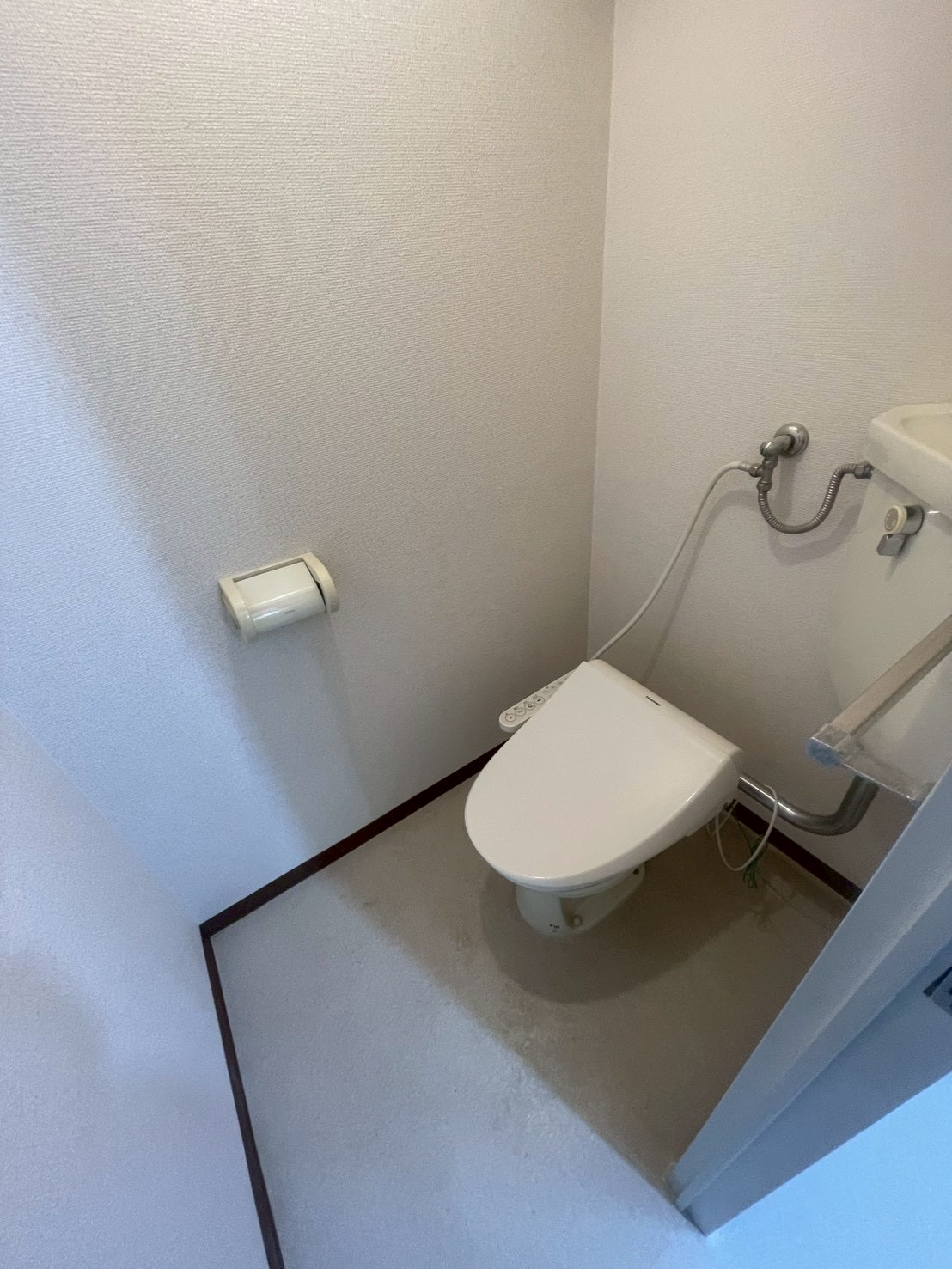 マンションリフォームトイレbefore