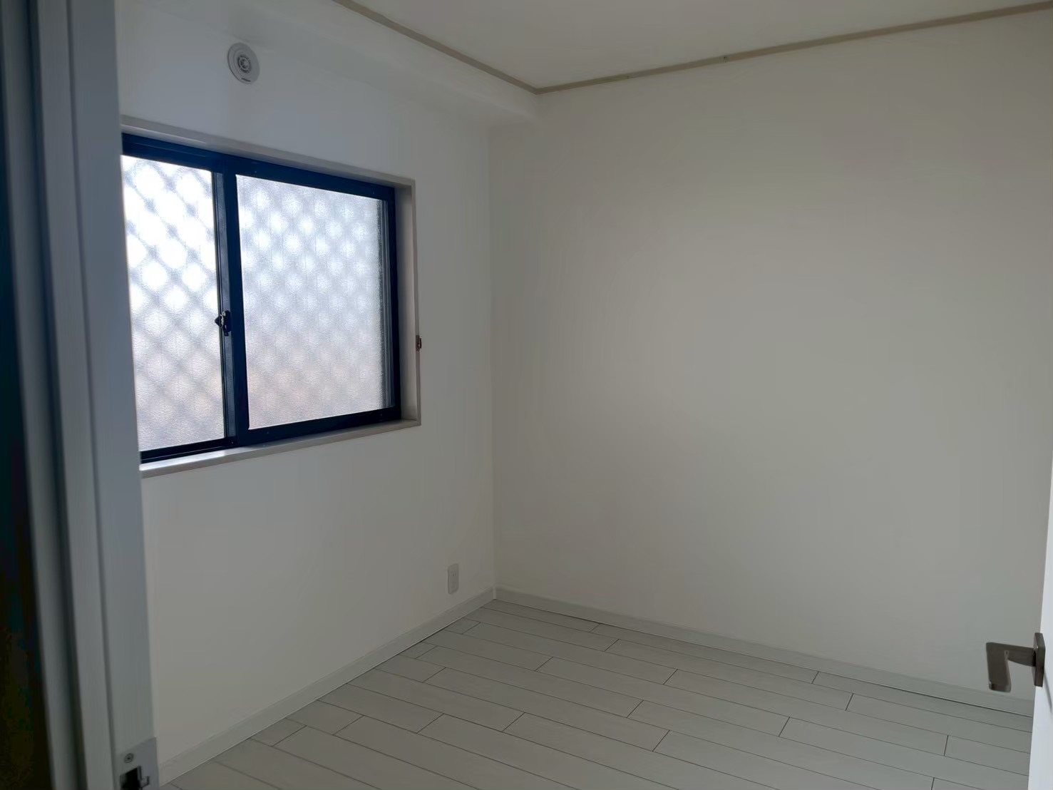 洋室②のリフォーム後