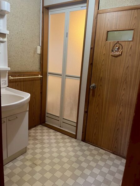 四條畷市リフォーム洗面所before→after