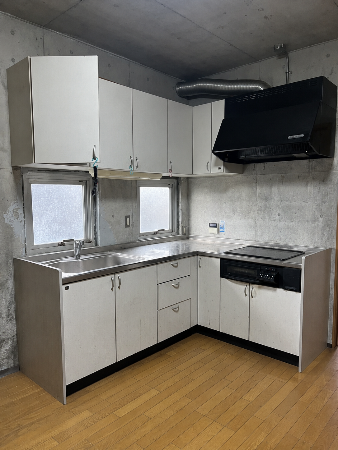 枚方市内装リフォームキッチンbefore