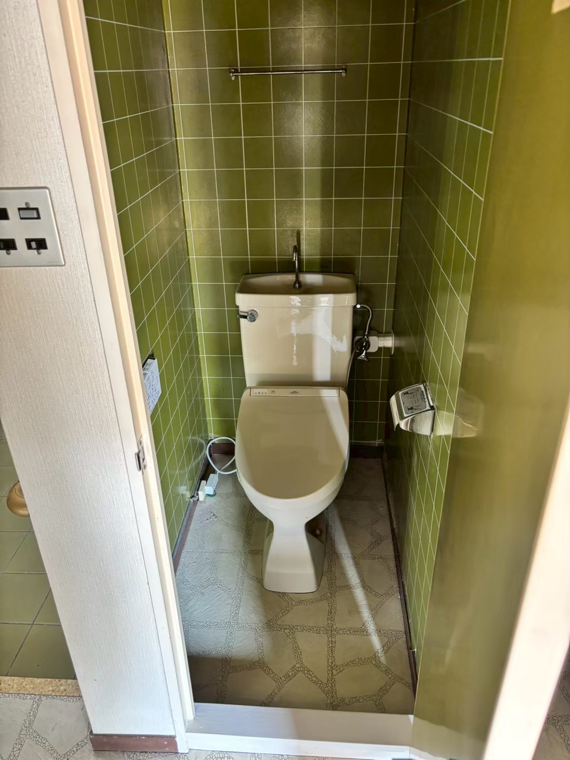 マンションのトイレリフォーム前