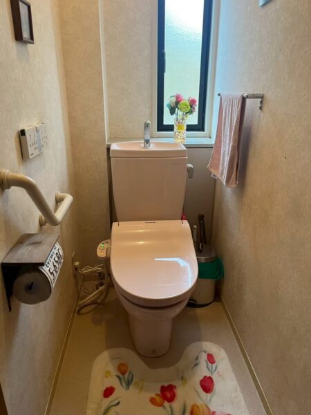 兵庫県河辺郡トイレリフォーム前の様子